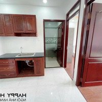 Trống Lại Căn Hộ 2 Phòng Ngủ Full Nội Thất Có Thang Máy Ngay Chợ Bà Chiểu Quận Bình Thạnh