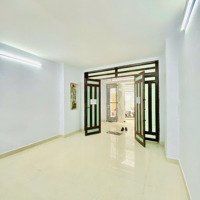 Gấp .Bán Nhà 3 Tầng 3 Phòng Ngủ105M2. Giá Cực Chất 5 Tỷ 9 Ngay Cộng Hòa Tân Bình. Sát Sân Bay Nhà Ga T3.