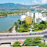 Bán tòa khách sạn  góc công viên nha trang cơ hội vàng