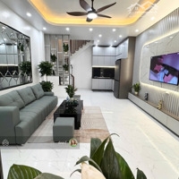 Bán Nhà Siêu Đẹp , Giá Hời , Quận Hai Bà Trưng , 52M ,Mặt Tiền4,5M Chỉ 6,98 Tỷ , Full Nội Thất