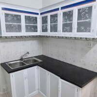 3ty5 có nhà 2 tầng, 3PN, ngay chợ Tân Chánh Hiệp