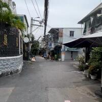 BÁN TÒA NHÀ CHDV ĐƯỜNG SỐ 45, TÂN QUY, QUẬN 7. DT: 11 X 18M, 3 LẦU, SÂN THƯỢNG