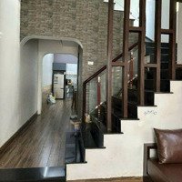 Bán Nhà Mp Vũ Hữu, Nội Thất Long Lanh, 61 M2, 31,8 Tỷ.