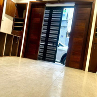 Chính Chủ Nhờ Bán Căn Nhà Đẹp Phố Lâm Hạ,Cách Hồng Tiến 30M,110M2-4 Tầng, Giá Bán 18.6 Tỷ.