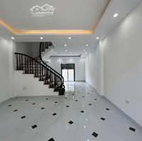 Nhà Riêng Cổng Riêng 68Mx3T, Oto Đỗ Cửa, Full Tiện Ích, 3.5Km Fenika