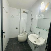 Bán Nhà 5Tầng Diện Tích: 34M2 Ôtô Vào Xát Nhà.cách Đường Tàu Điện Trên Cao 20M . Gần Trường Nguyễn Huệ Chợ