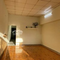 Nhà Nguyên Căn 128M2, 2 Pn, Sân Đậu Ôtô - Trong Khu Cư Xá Điện Lực Thủ Đức