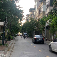 Bán Đất Thạch Bàn Khu Đấu Giá Himlam Phố Nguyễn Thời Trung 82M2 Mt4.8M Đường 13M Vỉa Hè 3M