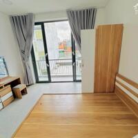 1PN ban công gần Chùa Vĩnh Nghiêm, Nhà thờ Tân Định, La Vela Hotel, Quận 3