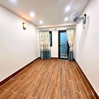 Nhỉnh 2 Tỷ - Nhà Đẹp, Tôn Đản Quận 4, Sát Mt, 28M2, 2Pn- 2 Vệ Sinh Ko Quy Hoạch, Ko Lg, Sổ Riêng
