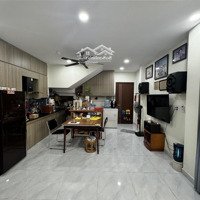 Bán Nhà Nguyễn Trọng Tuyển - Quận Phú Nhuận,Diện Tích134M2, Chỉ 93 Triệu/M2 Gồm 7 Phòng Ngủ Pháp Lý Hoàn Chỉnh