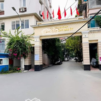 Bán Nhà Mặt Phố Tây Hồ_ Vỉa Hè 5M.trước Nhà 2 Xe 45 Chỗ Tránh .Diện Tích:53 M.chào:35 Tỷ