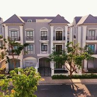 Bán Gấp Biệt Thự Vinhome 200M2 Khu Compound 24/24 Giá Bán 25,5 Tỷ Rẻ Nhất Thị Trường, Xem Nhà 24/7