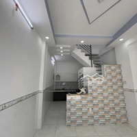 Cho Thuê Nhàhẽm Xe Hơic3 Phạm Hùng, Bình Hưng, Bình Chánh.
4X8M. Trệt 1 Lầu. 2 Phòng Ngủ 2 Vệ Sinh 8 Triệu/Th. Cọc 1 Tháng