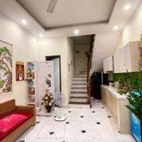 Bán Nhà Riêng Tại Đồng Nhân, 3,7 Tỷ, 48M2 Hàng Hot