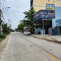 Bán 700M Đất, Mặt Tiền Bờ Kênh , Gần Ngay Sông Vàm Thuật. Đường Nhựa 10M Thông
