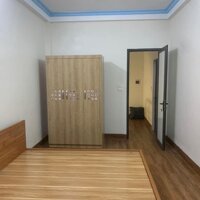 Cho thuê nhà riêng 4 tầng đường Cổ Linh Thạch Bàn. 35m/ sàn. Giá: 7,5 triệu/ tháng. Lh: 0984.373.362