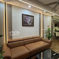 Chính Chủ Bán Căn 2 Phòng Ngủ2Vs Bc Đông Nam Giá Bán 6.4 Tỷ Full Đồ. Liên Hệ: 0364.079.353