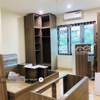 Nhà Đẹp Ngọc Lâm 5 Tầng Thang Máy Xịn Xò, Oto , Mới Tinh Lung Linh