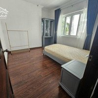 [Thảo Điền - Khu Villa 118 Nguyễn Văn Hưởng ] Căn Hộ 2 Phòng Ngủcửa Sổ Lớn 100M2 Đầy Đủ Tiện Nghi Cao Cấp