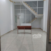 Chính Chủ Cho Thuê Nhà 465/ Nguyễn Văn Công P3, Gò Vấp. Diện Tích: 72 M2. Giá 9 Tr/1 Th.0985243479