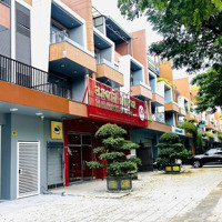 Bán 2 Căn Shophouse 4 Tầng Liền Kề Khu Nại Nam, 300M2 Trên Làm Căn Penthouse. Đang Cho Thuê 50 Triệu/Th