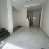 Cho Thuê Nhà Mới Đẹp Rộng Rãi 150M2 Ngay Trung Tâm Q1