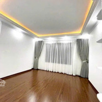 - Bán Nhà Cầu Giấy 37M2 ,Mt 5M , 4 Tầng Giá Chỉ 7,5Tỷ Lh :0989326141