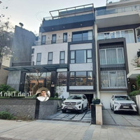 Bán Biệt Thự Vip Khu Q Ciputra 450M2 Hai Mặt Trước Sau Vị Trí Cực Đẹp Giá Rẻ Không Lỗi