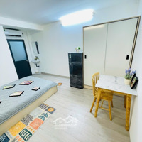 Cho Thuê Studio Full Nội Thất Tách Bếp , Q4 , Xóm Chiếu , Giá Chỉ 5 Triệu/Tháng. Liên Hệ: 0946867694