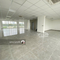 Chín Chủ Cho Thuê Văn Phòng 390M2,Mặt Tiềnnguyễn Cơ Thạch, Thang Máy, Máy Lạnh, Giá Thuê 130 Triệu/Tháng