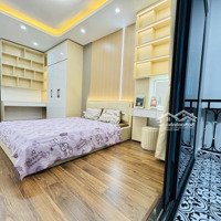 Bán Nhà 4 Tầng Nguyên Hồng, Q Ba Đình, Nhà Dân 46M2, Nội Thất Đầy Đủ, Thoáng Trước Sau