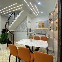 Bán Gấp Nhà Bùi Minh Trực, Q8, 40M2, Gần Siêu Thị, Công Viên, Shr, Hxh. Liên Hệ: 0922811690 Anh