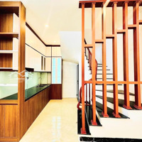 Nhà Xây Mới, 30M2, 5 Tầng, Gần Phố Tây Sơn, Sổ Vuông A4, Chỉ 8 Tỷ