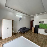 Cho Thuê Studio Siêu Thoáng - Bancol Ngay Etown Cộng Hoà , Khu K300