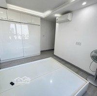 Căn Hộ View Pháo Hoa Bitexco, 24 Triệu, 92M2, 2 Phòng Ngủ 2 Vệ Sinh Uy Tín Giá Siêu Hời Tại Q4, Hcm