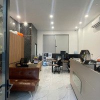 Share Văn Phòng Dùng Chung Trong Kđt Vinhomes Q9, Giá Bán 4 Triệu, 40M2