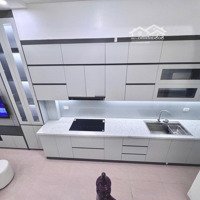 Chính Chủ Bán Nhà Võng Thị Tây Hồ, 30M2 Ở Ngay Đón Tết. Giá Chỉ Hơn 5 Tỷ Đồng.