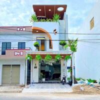 Nhà 1 trệt 2 lầu số đẹp 19 D3 KDC Hồng Loan ngay gần cổng Bệnh Viện  Nam Cần Thơ  giá 5 tỷ 550