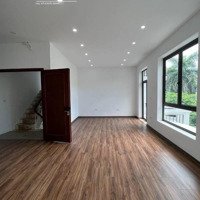 Cho Thuê Nhà Phố Quan Hoa-Cầu Giấy. 60M2 X 5 Tầng, Mt: 9M, Thông Sàn, Đủ Đh, Nl, Ô Tô Đỗ Thoải Mái