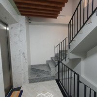 Siêu Phẩm! Tòa Building Văn Phòng .Nguyễn Văn Trỗi Pn. Ngang To(5X17M) - Hầm 6 Tầng - Hđt 90 Triệu/Th