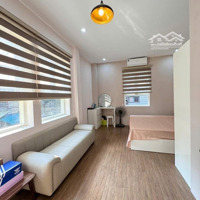 Bán Nhà Vip Nhất Ở Thành Công, Ba Đình, 28 M2, Lô Góc 2 Thoáng, Sân Chung Rộng Rãi, Full Nội Thất.