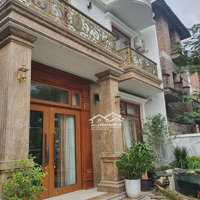 Bán Biệt Thự 246M2 Hoa Phượng, Hoài Đức, Full Nội Thất Sang Chảnh