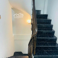 Hàng Hot! Nhà Đẹp Lô Góc Mới Cứng Vừa Hoàn Thiện Đường Thanh Lân - Hoàng Mai 30M2 5.7 Tỷ