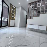 LÔ GÓC ,Ô TÔ VĂN QUÁN ,NHÀ KINH DOANH ,DT 40M2 X 4 TẦNG. GIÁ 8,9 TỶ