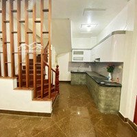 Bán Nhà Vĩnh Hưng Sát Chợ Đêm Lĩnh Nam 30M Ra Ôtô 38M2 X 5 Tầng 3 Phòng Ngủ Rộng Chỉ 5,2 Tỷ
