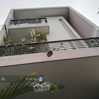 (Tin Thật) Xe Hơi Ngủ Nhà, 3 Tầng, 5X18M, Căn Góc Kênh 19.5, 10 Tỷ Nhỉnh