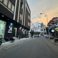 Siêu Phẩm Đường Hoa - Mặt Tiền Hoa Lan - P. 2 - Phú Nhuận.diện Tích64M2(4 X 16M) 3 Tầng - 5 Phòng Ngủ