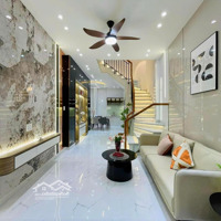 Kẹt Vốn Cần Bán Gấp Nhà Lê Thị Hồng, Phường 7, Gò Vấp, Giá Bán 2.83 Tỷ, Diện Tích 64.2M2, Sổ Sẵn