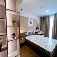 Bán Gấp Căn Tôn Đản Quận 4 Hẻm Ô Tô Giá Thương Lượng 2Tỷ 650 Triệu Liên Hệ: 0766372521 Xem Nhà Trực Tiếp